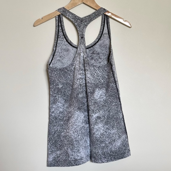 Lululemon - Cool Racerback II Tank in Luon Spray Jacquard White Black | Large - Picture 7 of 7